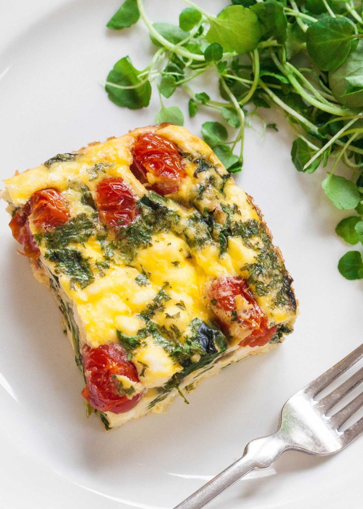 Spinach, Tomato & Feta Frittata with Fresh Fruit